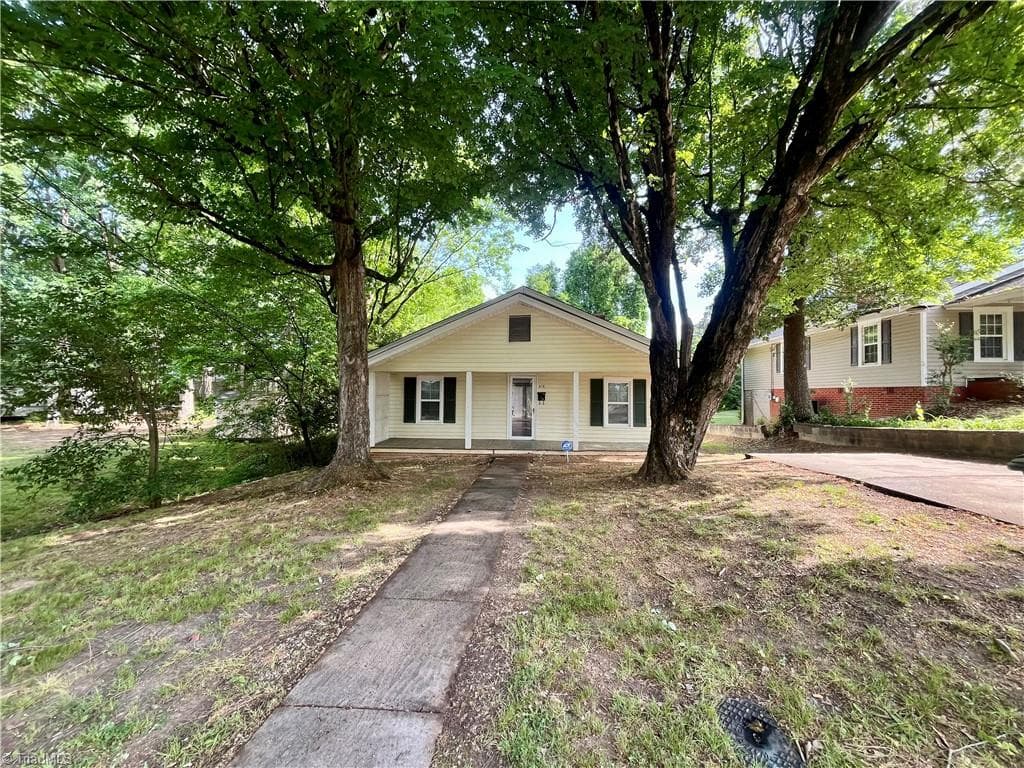 Stick/Site Built at 515 Spencer Avenue, Asheboro NC 27203, Asheboro, photo 3 of 44