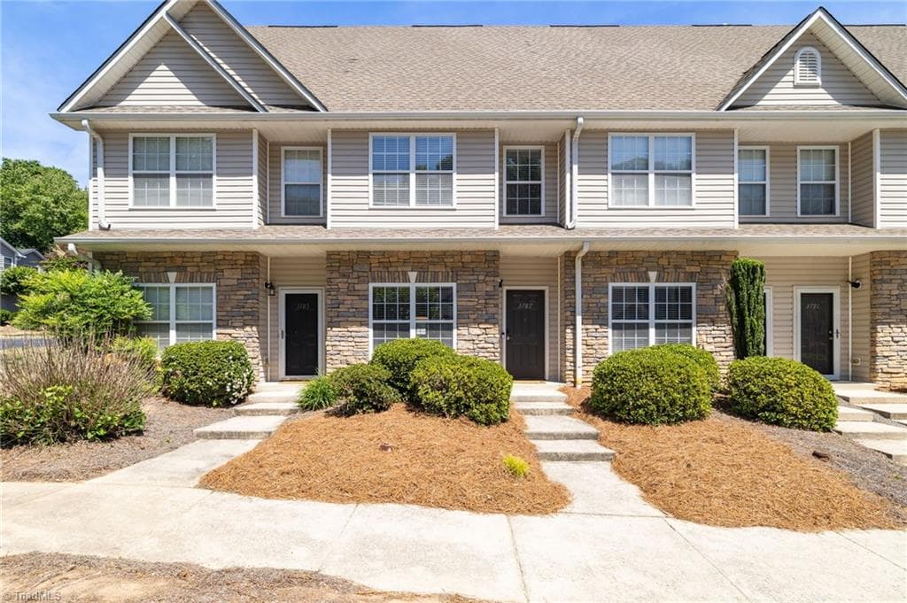 3787 Wayfarer Drive, Greensboro NC 27410