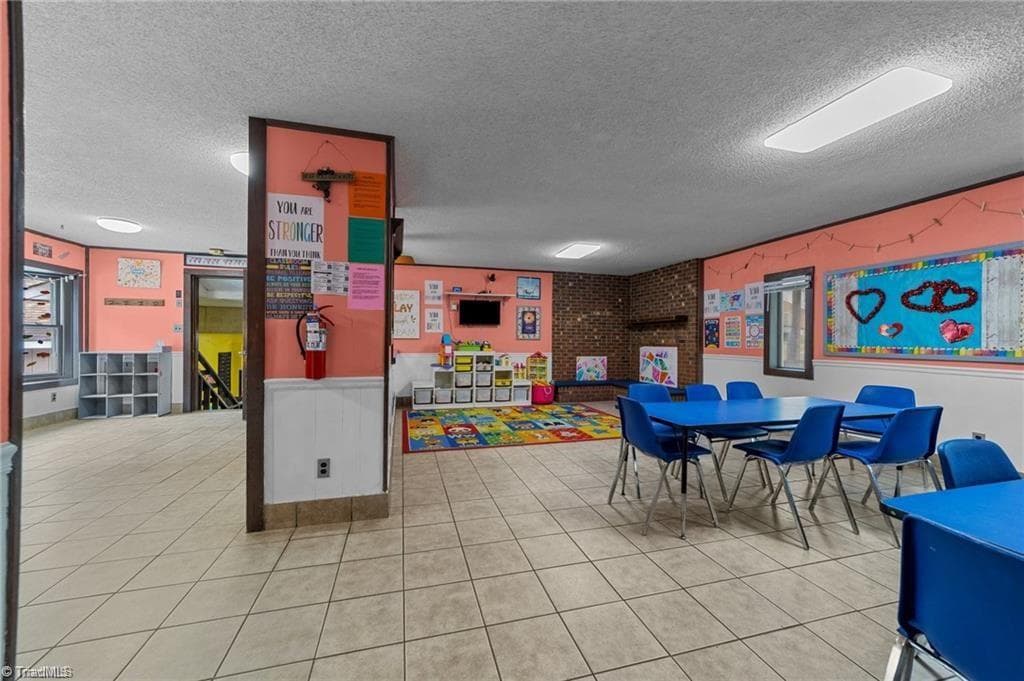 Office at 1501 Upland Drive, Greensboro NC 27405, Greensboro, photo 13 of 58