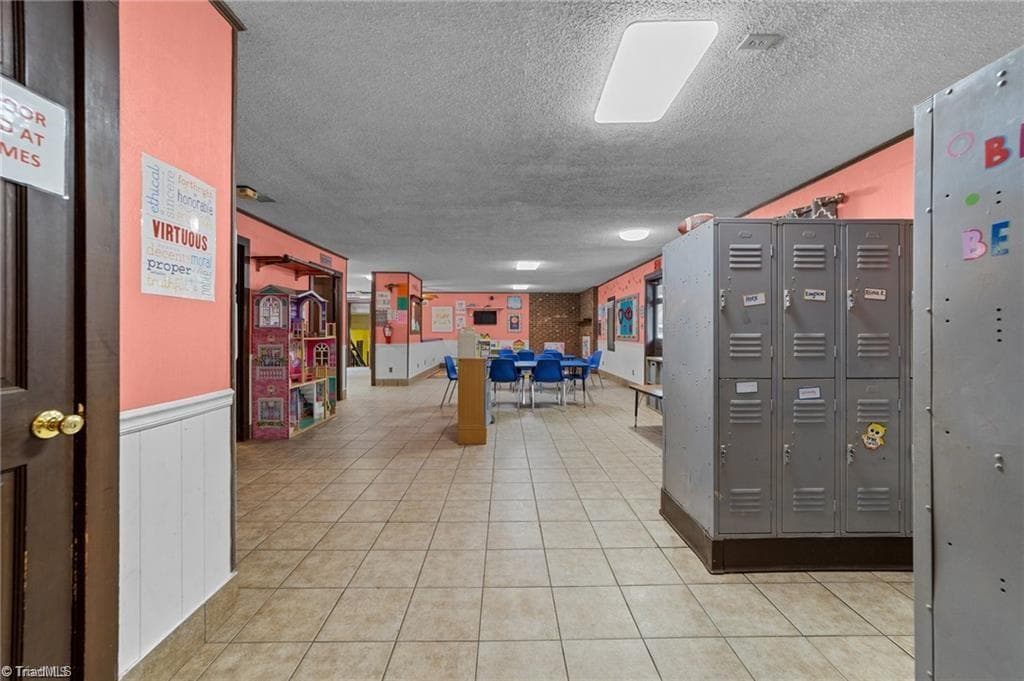 Office at 1501 Upland Drive, Greensboro NC 27405, Greensboro, photo 7 of 58