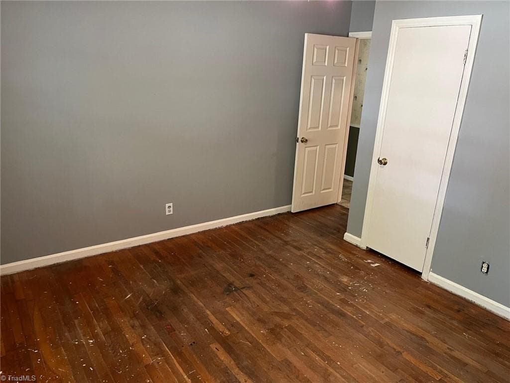 Stick/Site Built at 3911 Raintree Drive, Greensboro NC 27407, photo 6 of 10