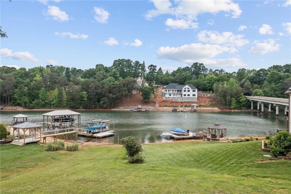 Stick/Site Built at 221 Windemere Isle Road, Statesville NC 28677, Statesville, photo 26 of 31