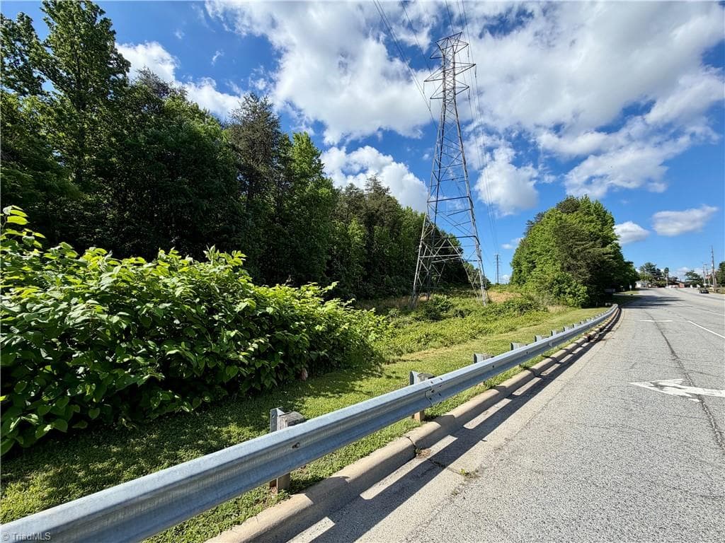 Industrial at 2320 E Green Drive, High Point NC 27260, High Point, photo 29 of 32
