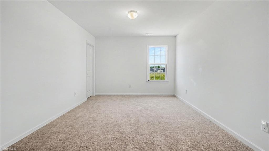 Stick/Site Built at 178 Wickham Court, Clemmons NC 27012, photo 16 of 32