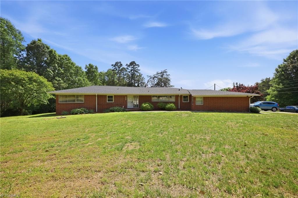 Stick/Site Built at 12577 Old US Highway 52, Winston-Salem NC 27107, Winston-Salem, photo 6 of 38