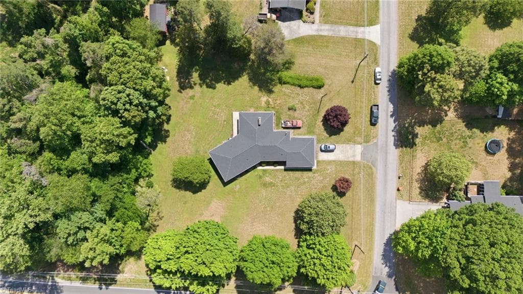Stick/Site Built at 12577 Old US Highway 52, Winston-Salem NC 27107, Winston-Salem, photo 4 of 38