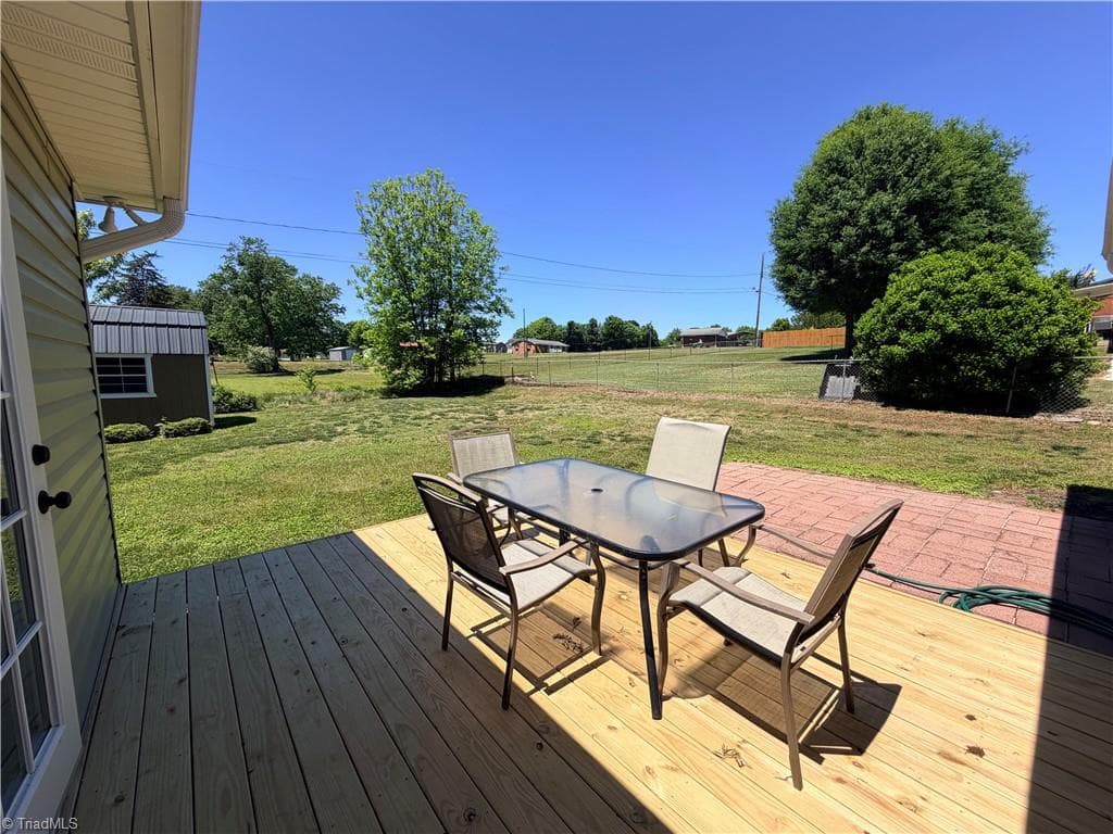Stick/Site Built at 3216 Country View Road, Jonesville NC 28642, Jonesville, photo 27 of 33