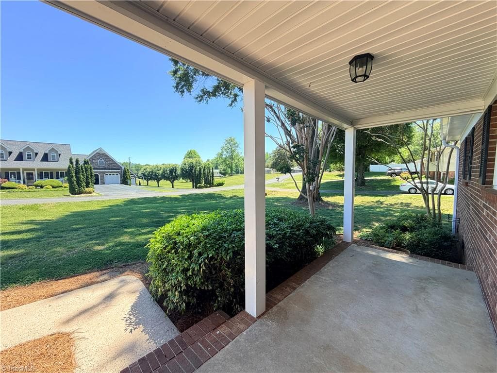 Stick/Site Built at 3216 Country View Road, Jonesville NC 28642, Jonesville, photo 5 of 33