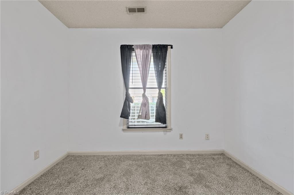 Stick/Site Built at 814 Guilford College Road # 110, Greensboro NC 27409, photo 28 of 40