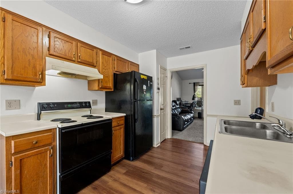 Stick/Site Built at 814 Guilford College Road # 110, Greensboro NC 27409, photo 21 of 40
