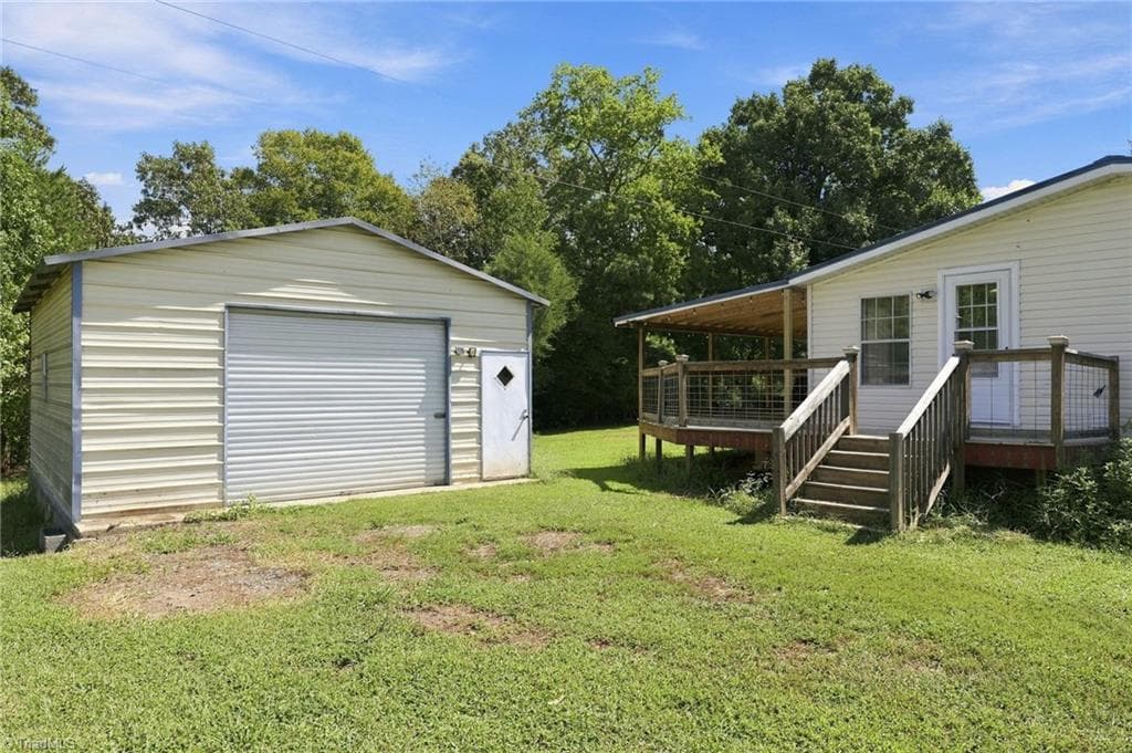 Manufactured Home at 4790 Waynick Meadow Road, Asheboro NC 27205, photo 12 of 50