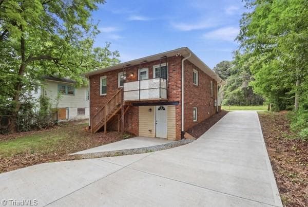 Stick/Site Built at 504 4TH Street, High Point NC 27260, photo 4 of 26
