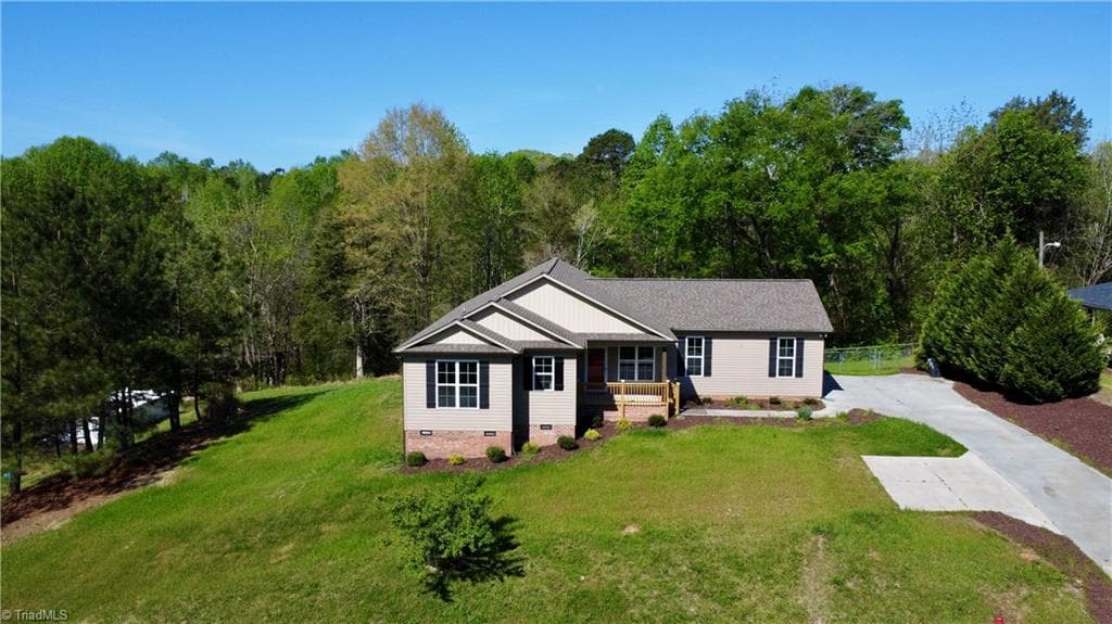 2212 Becks Church Road, Lexington NC 27292