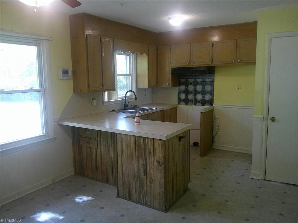 Stick/Site Built at 118 Wrenn Drive, Lexington NC 27292, photo 5 of 16