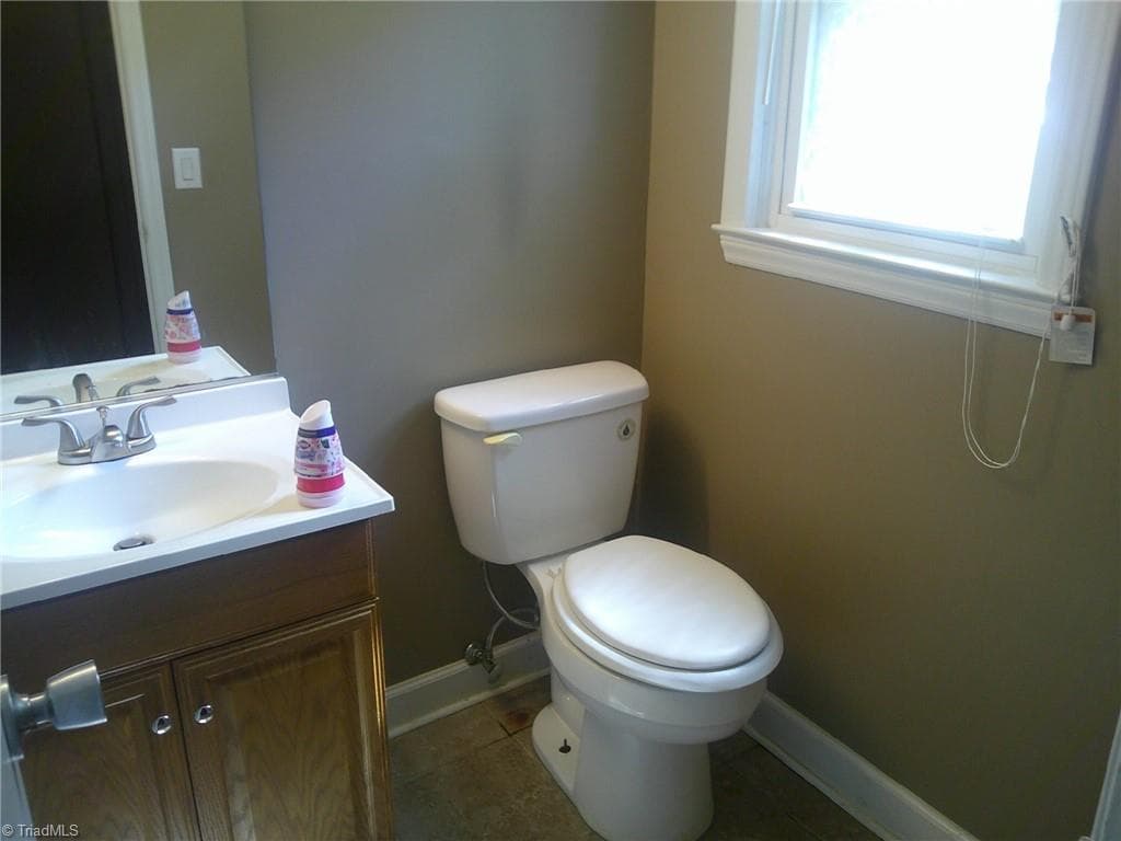 Stick/Site Built at 118 Wrenn Drive, Lexington NC 27292, photo 11 of 16