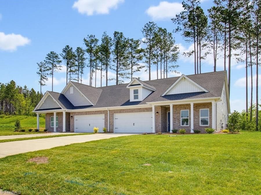 Stick/Site Built at 1102 Beeson Court, Clemmons NC 27012, photo 2 of 32