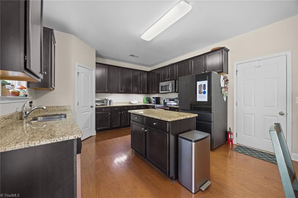 Stick/Site Built at 2683 Wellfleet Drive, High Point NC 27265, photo 14 of 46
