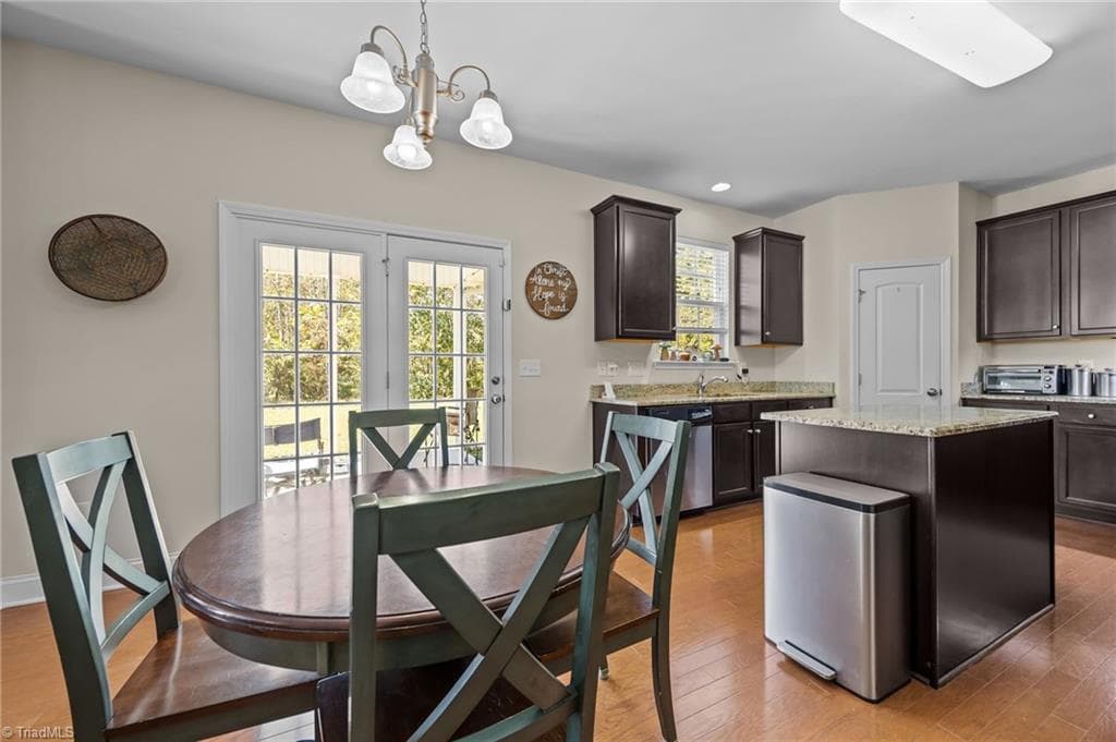 Stick/Site Built at 2683 Wellfleet Drive, High Point NC 27265, photo 15 of 46