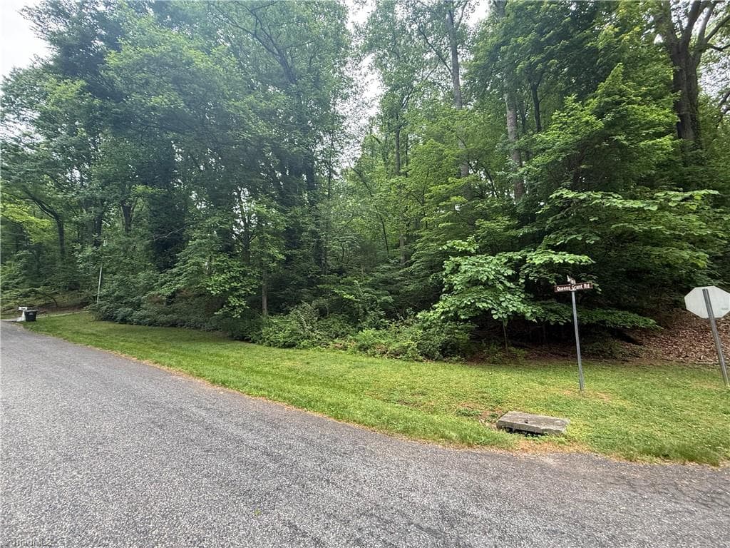 00 Queens Grant Road, Winston-Salem NC 27106