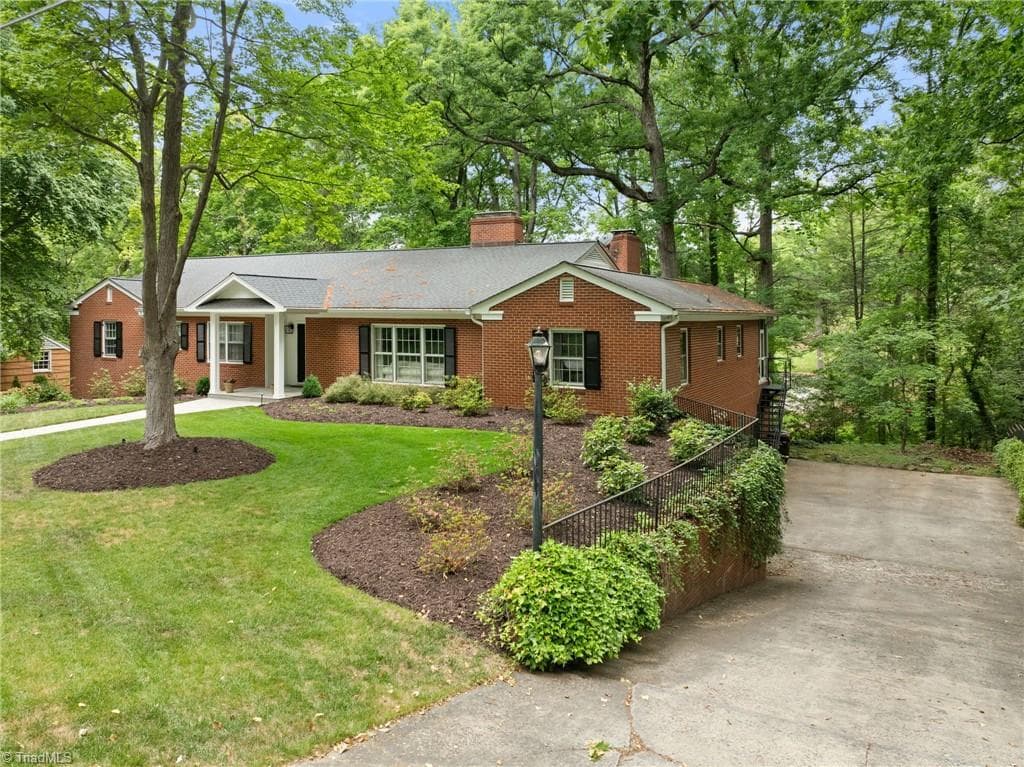 Stick/Site Built at 510 Otteray Avenue, High Point NC 27262, photo 41 of 50