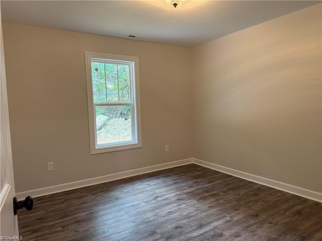 Stick/Site Built at 212 Holland Lane, Thomasville NC 27360, photo 13 of 16