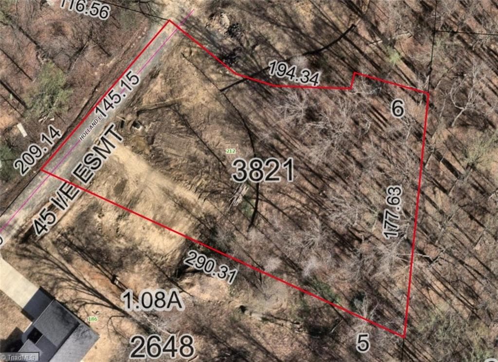 212 Holland Lane, Thomasville NC 27360