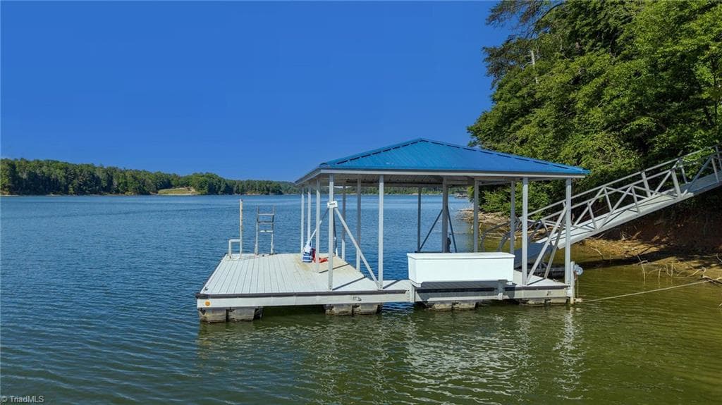 Stick/Site Built at 318 Heron Point Drive, Wilkesboro NC 28697, photo 42 of 47