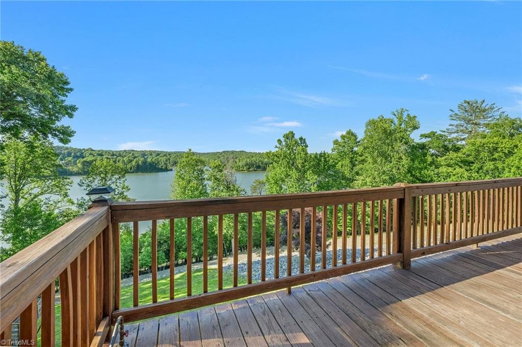 Stick/Site Built at 318 Heron Point Drive, Wilkesboro NC 28697, photo 38 of 47