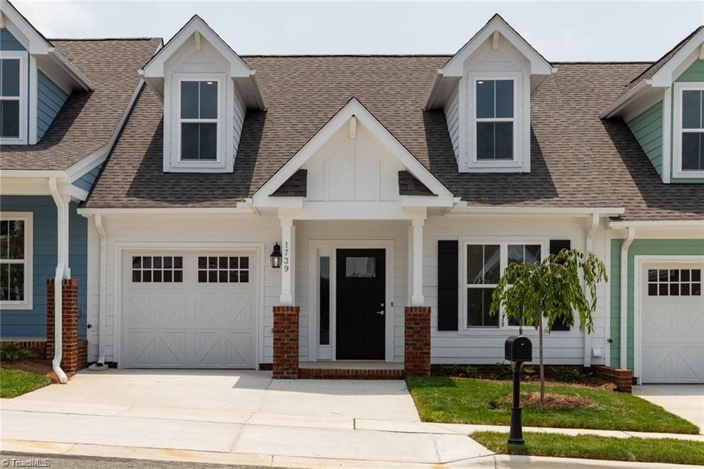 Stick/Site Built at 1739 OLD FIELDS Boulevard, Haw River NC 27258, photo 2 of 25