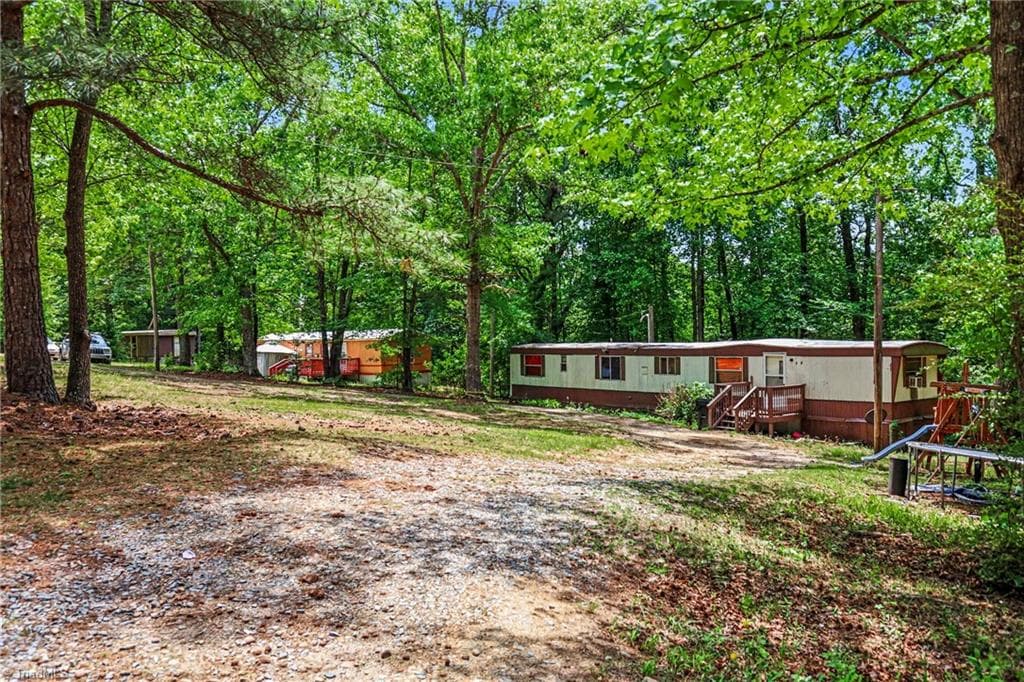 Remarks at 50 Pineview Circle, Wadesboro NC 28170, photo 12 of 16