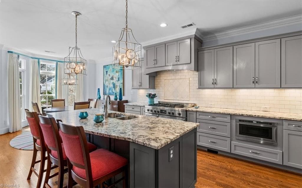 Stick/Site Built at 6 Blakeney Place, Greensboro NC 27408, photo 15 of 45