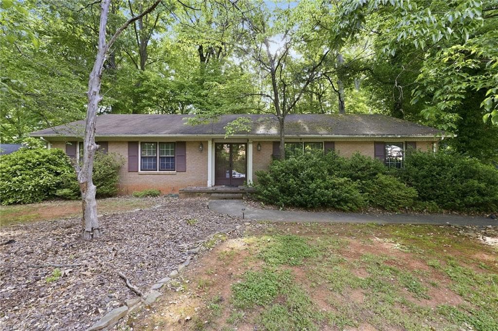 606 Leawood Drive, Greensboro NC 27410