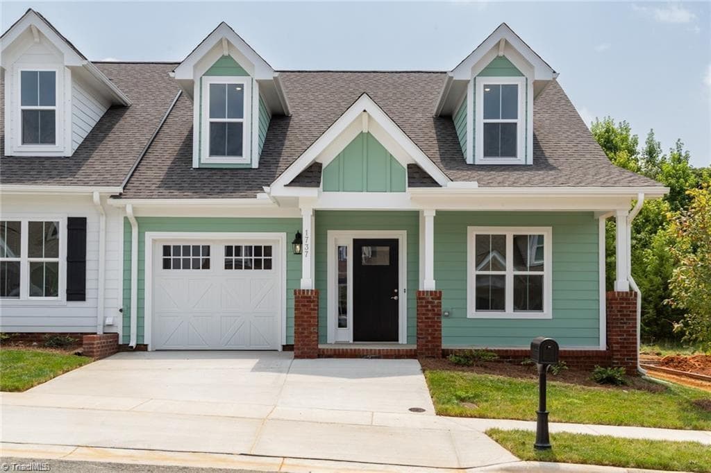 Stick/Site Built at 1737 OLD FIELDS Boulevard, Haw River NC 27258, photo 2 of 36