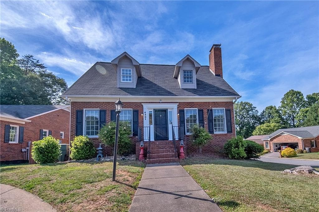 4301 Hampton Club Court, Winston-Salem NC 27104