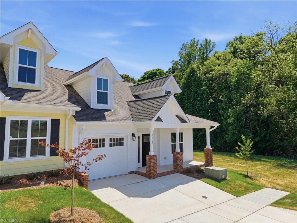 Stick/Site Built at 1727 OLD FIELDS Boulevard, Haw River NC 27258, photo 2 of 43