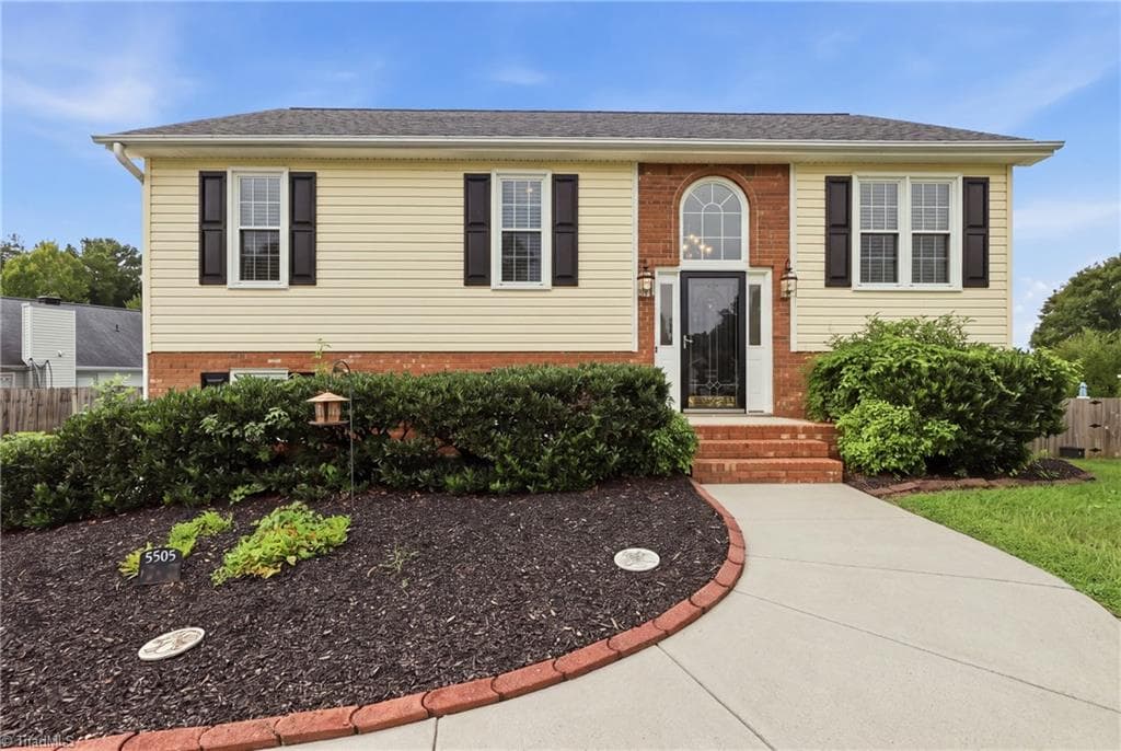 5505 Cornerstaff Drive, Greensboro NC 27407