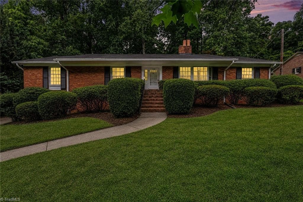 1128 Partridge Lane, Winston-Salem NC 27106