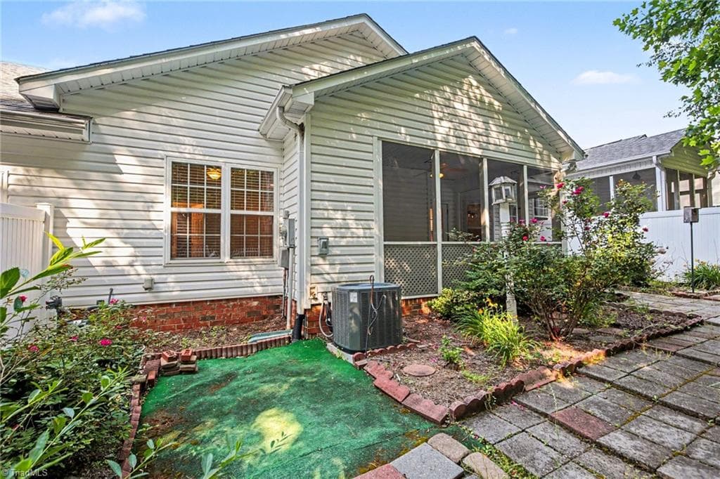 Stick/Site Built at 433 Peace Rollins Court, Kernersville NC 27284, photo 23 of 26