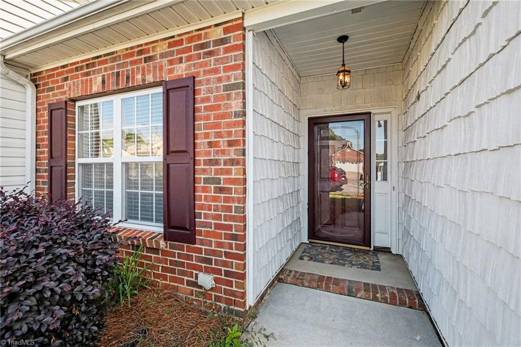 Stick/Site Built at 433 Peace Rollins Court, Kernersville NC 27284, photo 2 of 26
