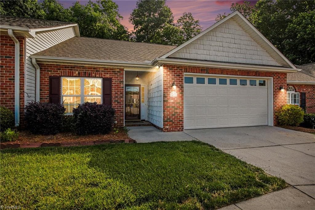 433 Peace Rollins Court, Kernersville NC 27284