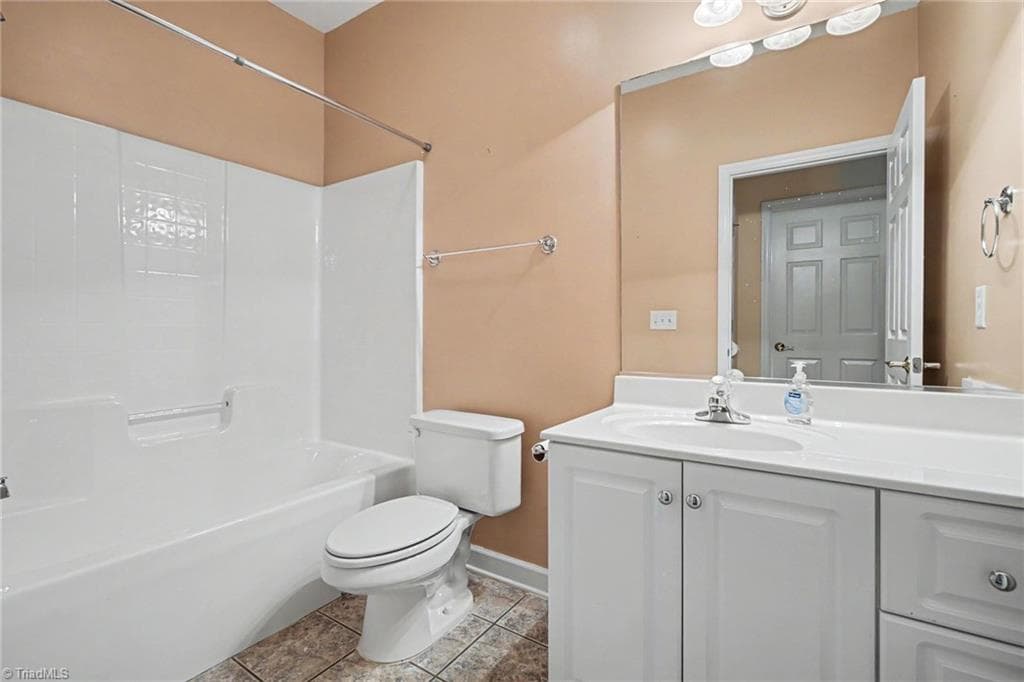Stick/Site Built at 433 Peace Rollins Court, Kernersville NC 27284, photo 18 of 26