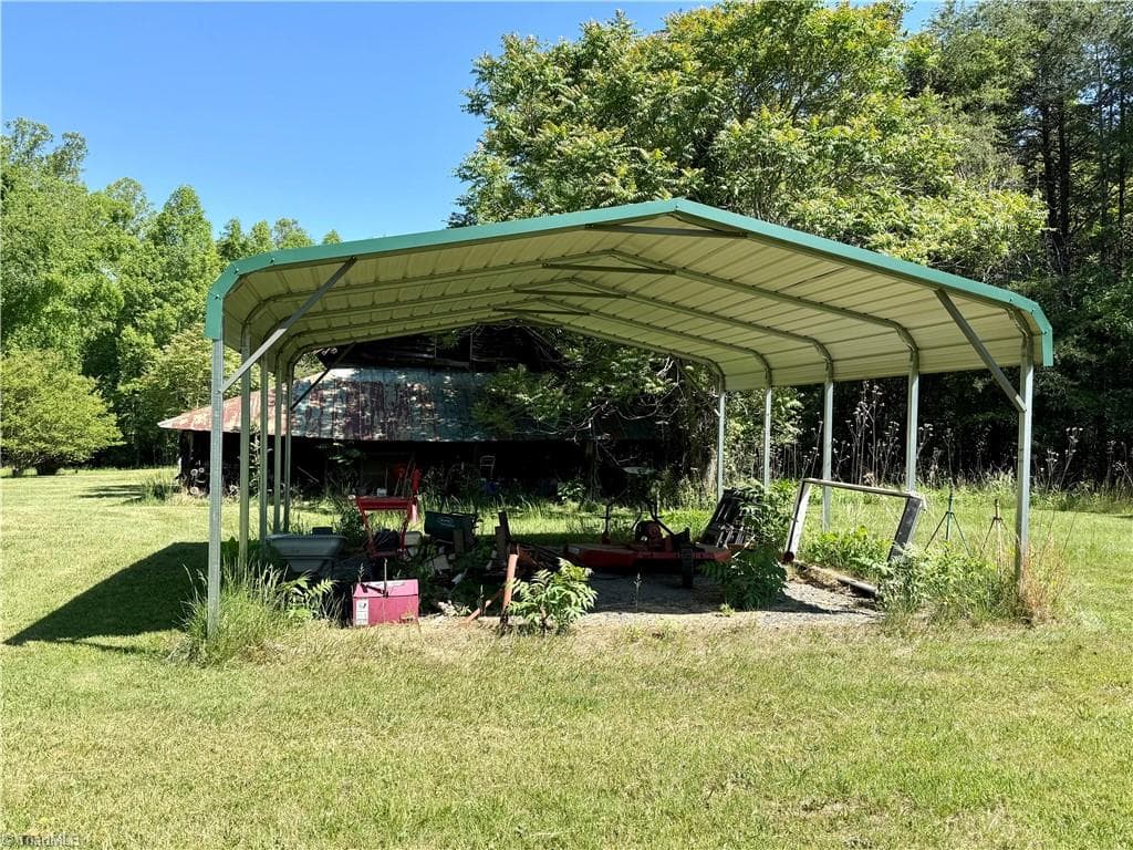 Stick/Site Built at 851 Case School Road, Mayodan NC 27027, photo 42 of 50