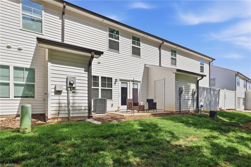Stick/Site Built at 917 Cannon Crossing Circle, Greensboro NC 27410, photo 31 of 31