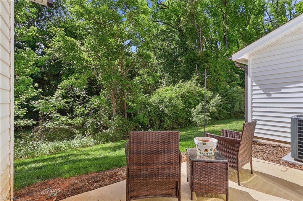 Stick/Site Built at 917 Cannon Crossing Circle, Greensboro NC 27410, photo 29 of 31