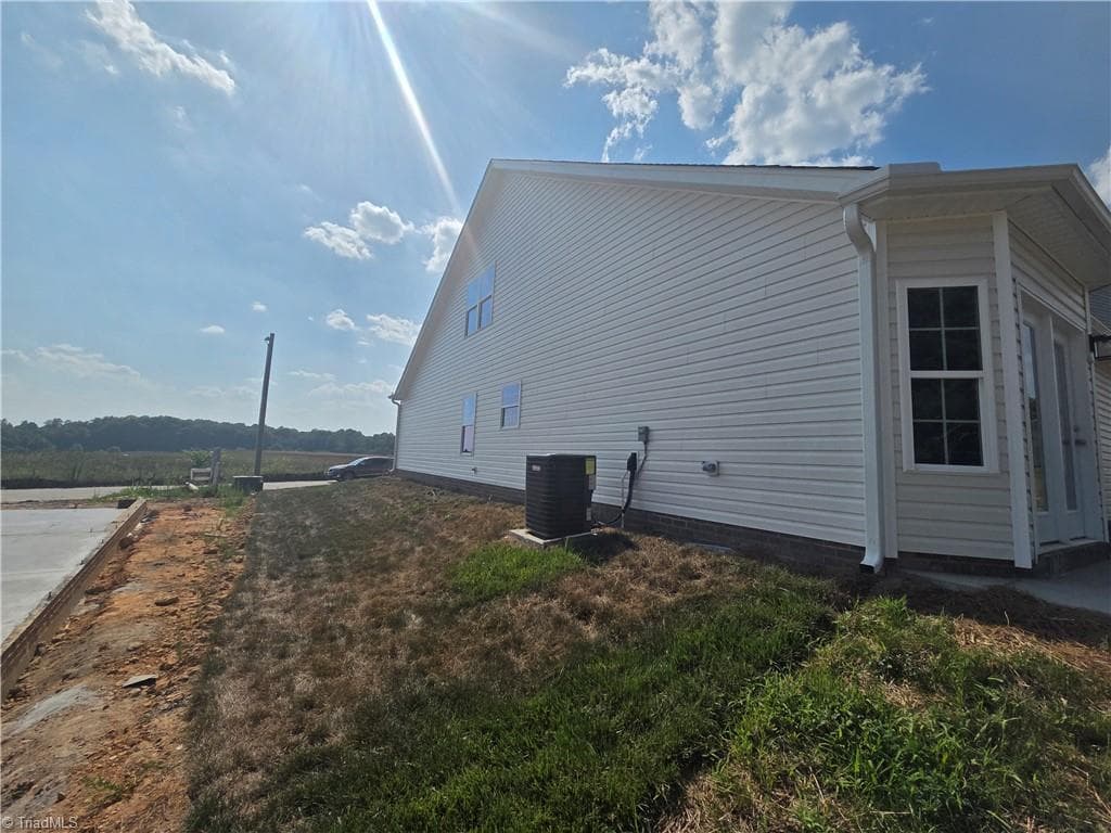 Stick/Site Built at 2823 Berwick Valley Drive, Winston-Salem NC 27127, Winston-Salem, photo 23 of 25