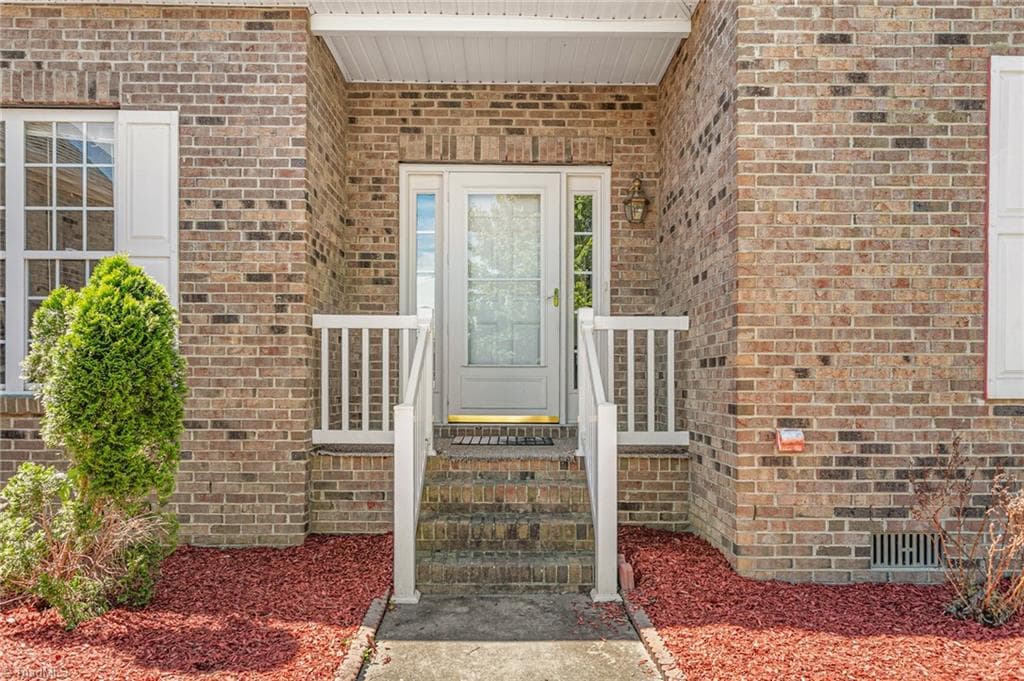 Stick/Site Built at 6812 W Whirlaway Court, Whitsett NC 27377, photo 5 of 42