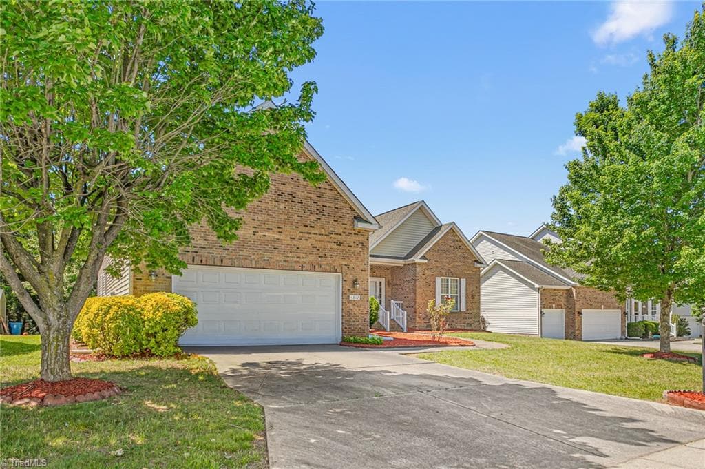 Stick/Site Built at 6812 W Whirlaway Court, Whitsett NC 27377, photo 4 of 42