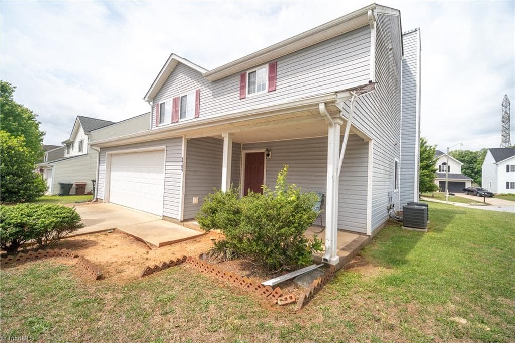 Stick/Site Built at 5709 Waterpoint Drive, Browns Summit NC 27214, photo 5 of 26
