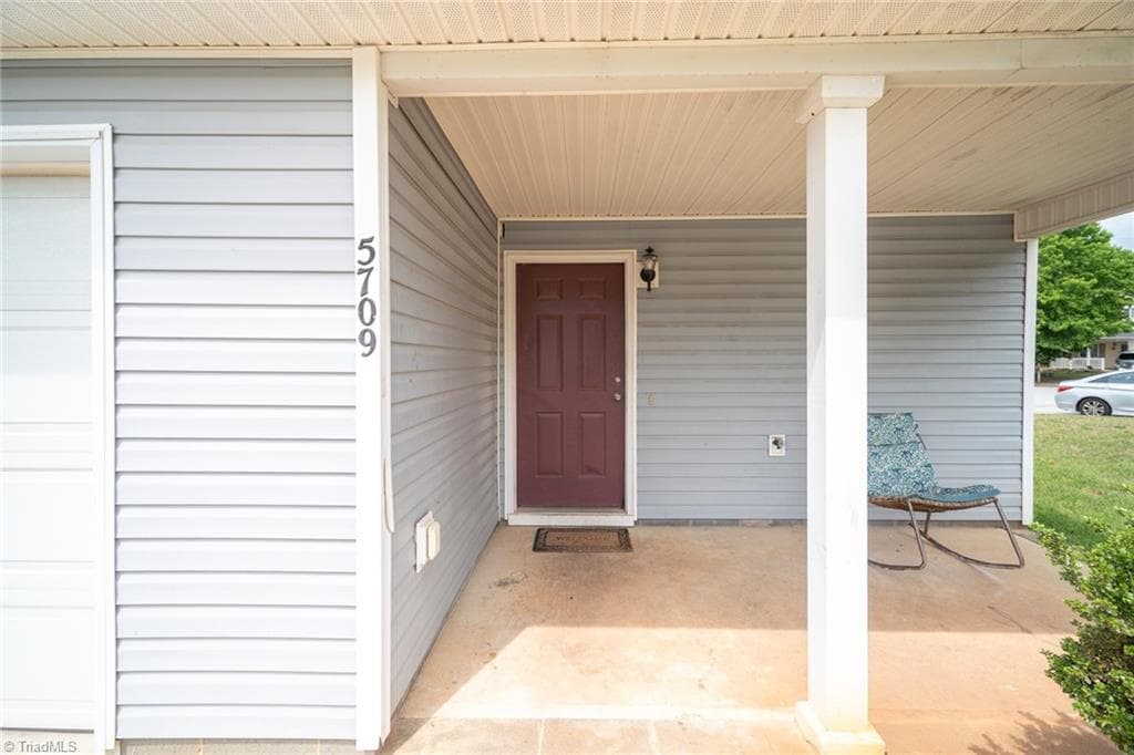 Stick/Site Built at 5709 Waterpoint Drive, Browns Summit NC 27214, photo 4 of 26
