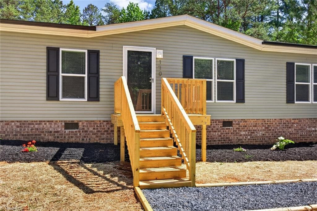 Manufactured Home at 170 Harvick Lane, Lexington NC 27292, Lexington, photo 6 of 43